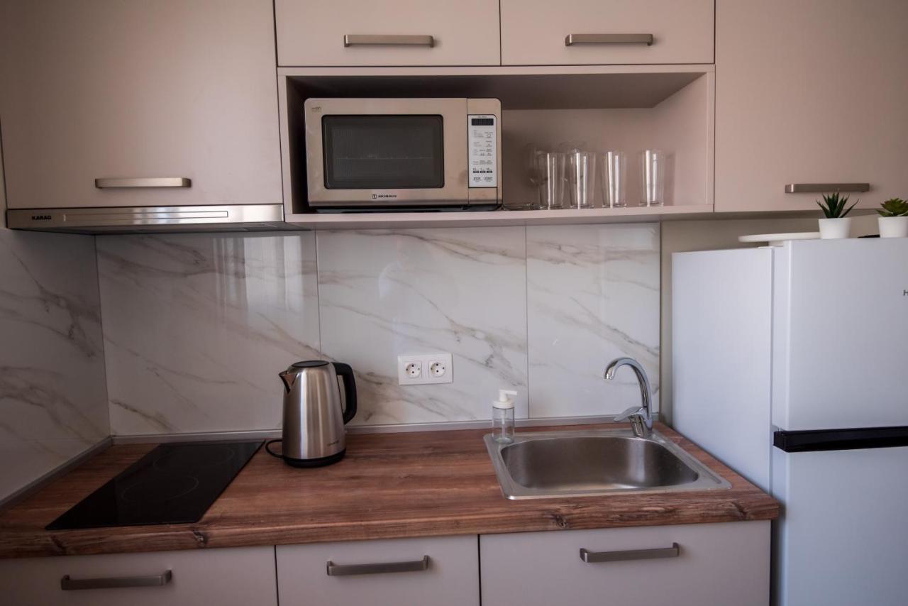 Olive 101 Apartment Peraia  Ngoại thất bức ảnh